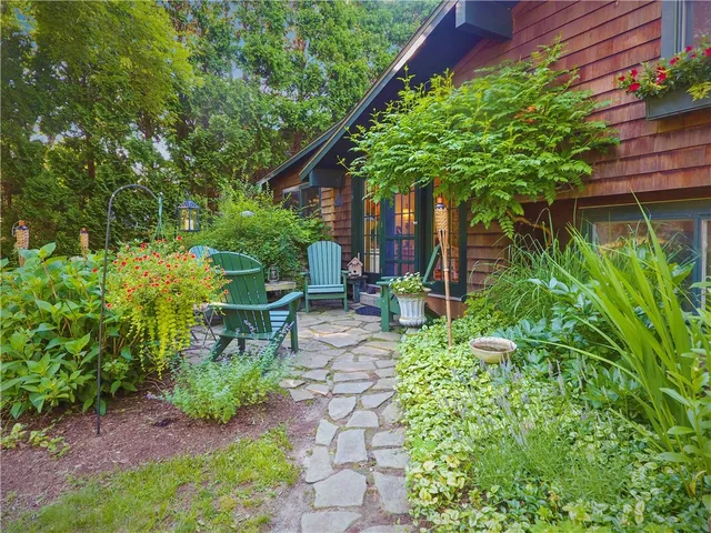 $3,500 | 95 Wood Lane, South Kingstown, RI 02879