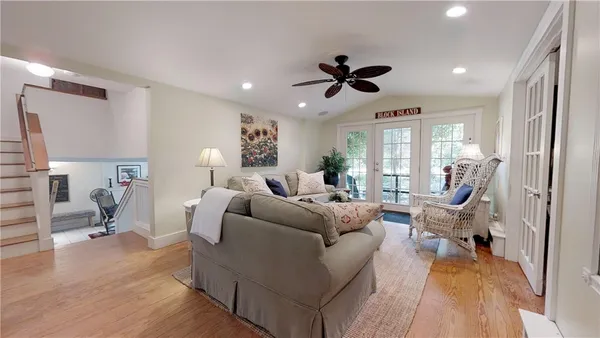 $3,500 | 95 Wood Lane, South Kingstown, RI 02879