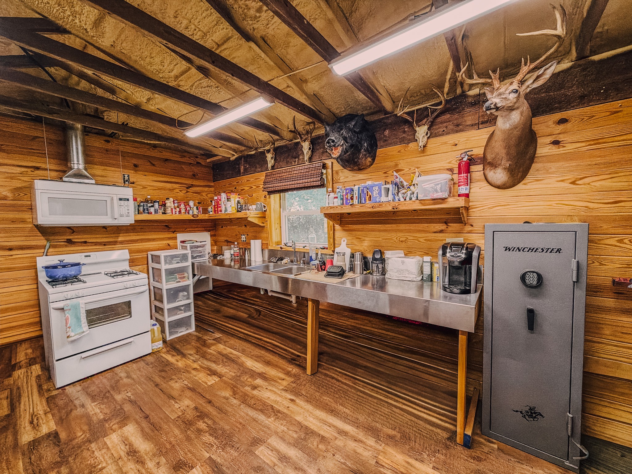 2195 Whiteoak Road East Linden, TN 37096 - Photo 20 of 56 Gallery Image 20