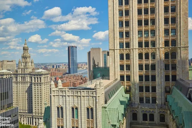 $2,800,000 | 30 Park Place, Unit 47C | TriBeCa