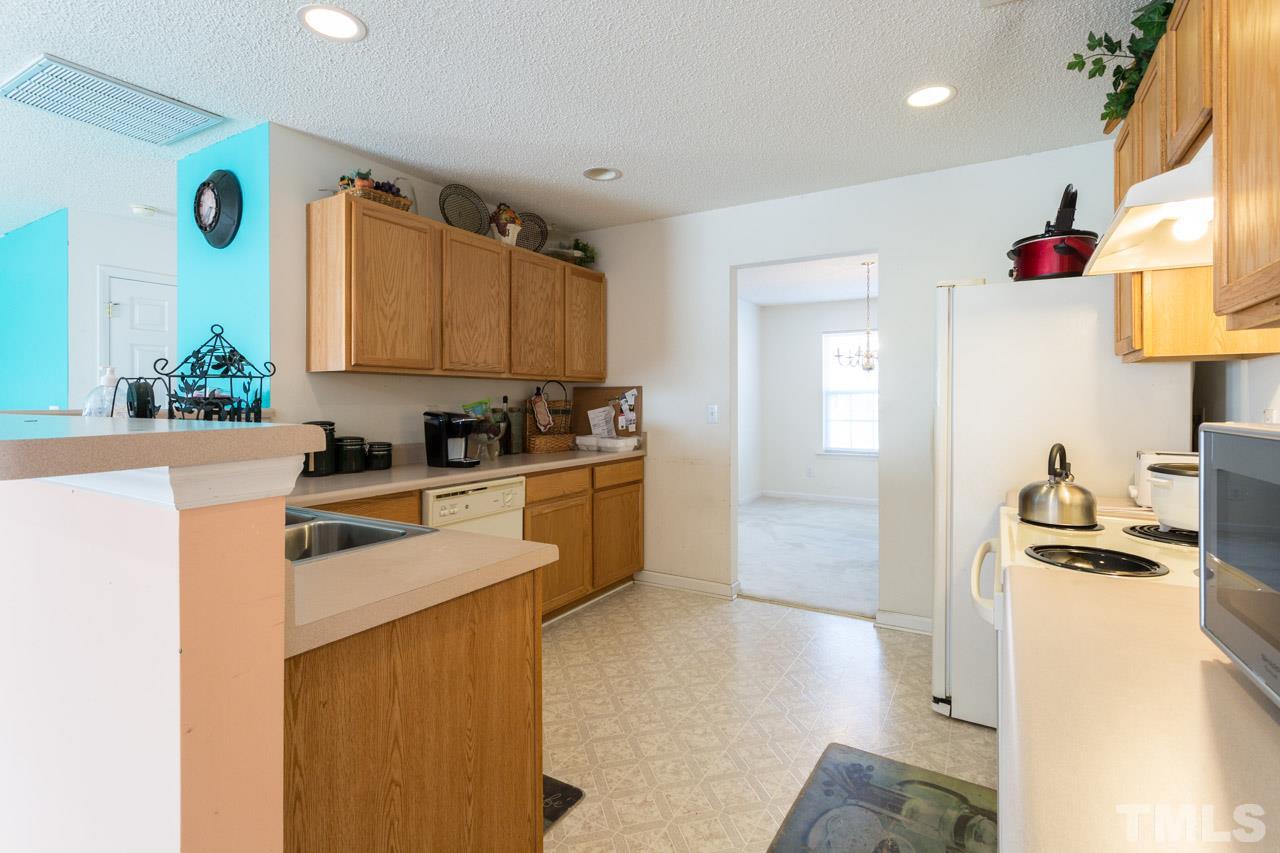 5909 Athens Clark Way Raleigh, NC 27610 - Photo 16 of 25