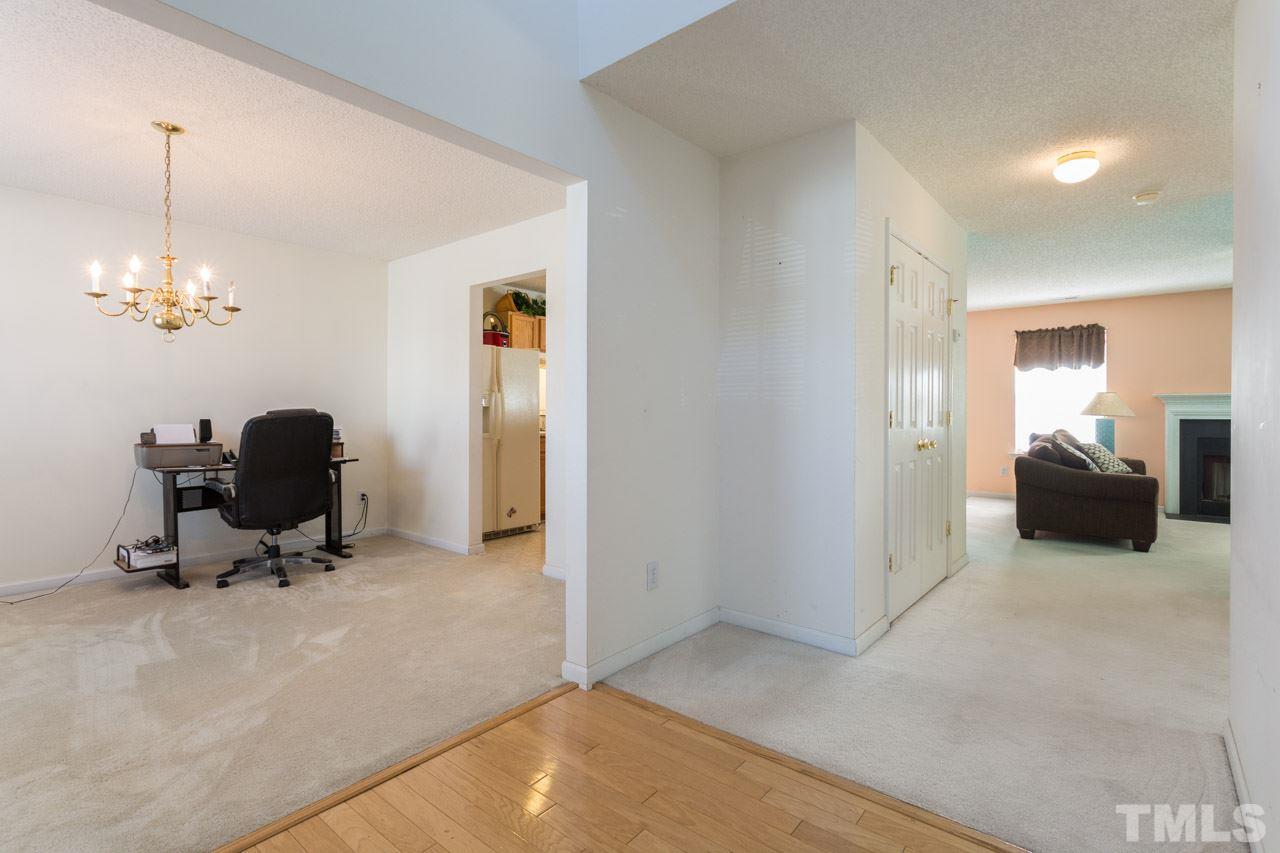 5909 Athens Clark Way Raleigh, NC 27610 - Photo 9 of 25