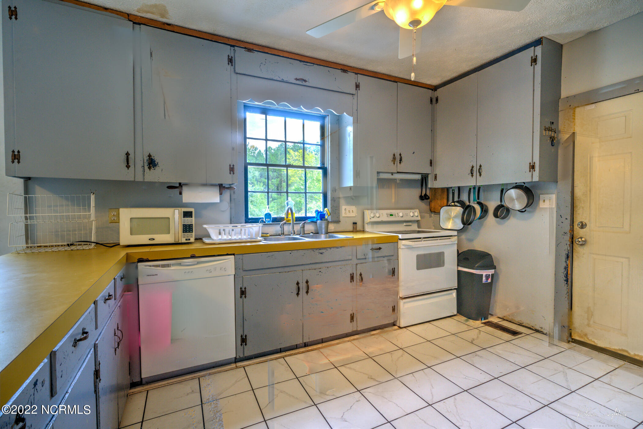 343 Gin Mill Road Hamlet, NC 28345 - Photo 15 of 68 9DCF733F-C5C8-4BD2-B6E2-AB71855F21DD