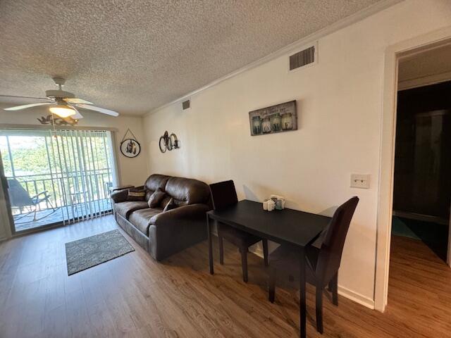 2205 Cypress Pointe, Unit B205 Manning, SC 29102 - Photo 34 of 54 IMG_2301