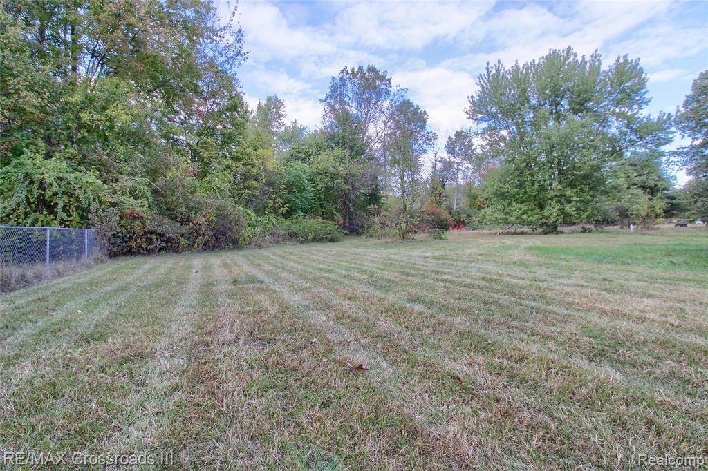 43216 Bemis Road Belleville, MI 48111 - Photo 32 of 38