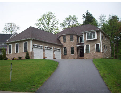 62 Orchard Road East Longmeadow, MA 01028 - Photo 1 of 25 Gallery Image 1
