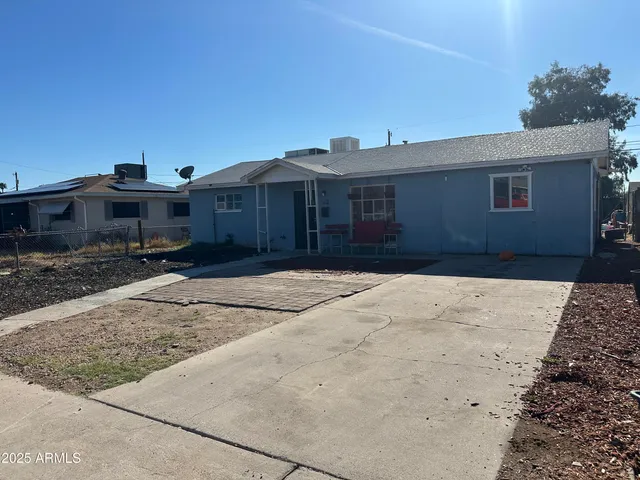 $320,000 | 4406 North 30th Drive, Phoenix, AZ 85017