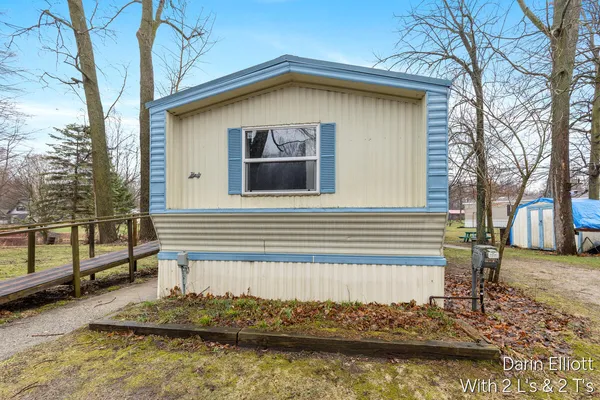 $124,900 | 4057 East Shore Drive, Stanton, MI 48888