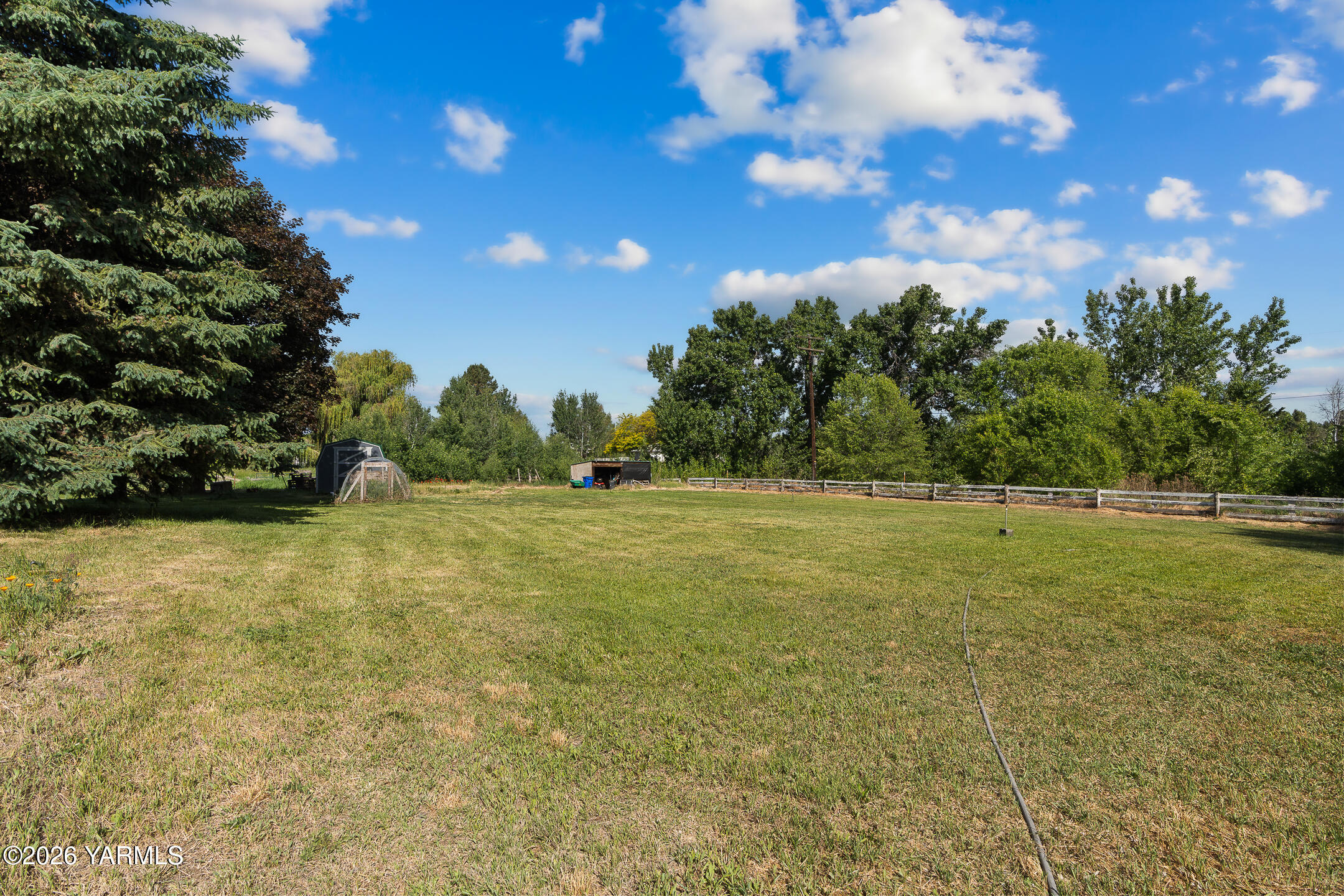 3504 Marks Road Yakima, WA 98903 - Photo 26 of 28 26 Backyard