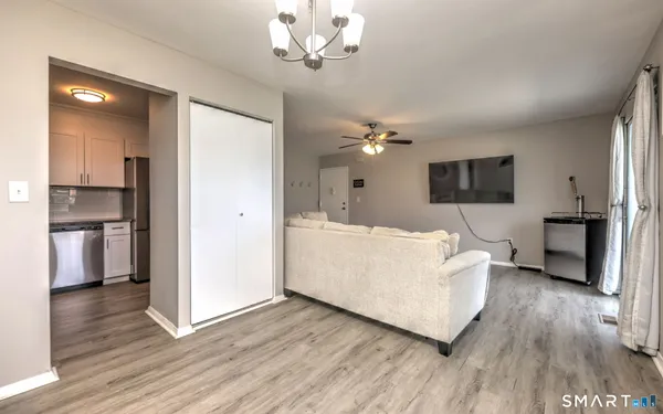 $379,999 | 65 East Broadway, Unit B, Milford, CT 06460