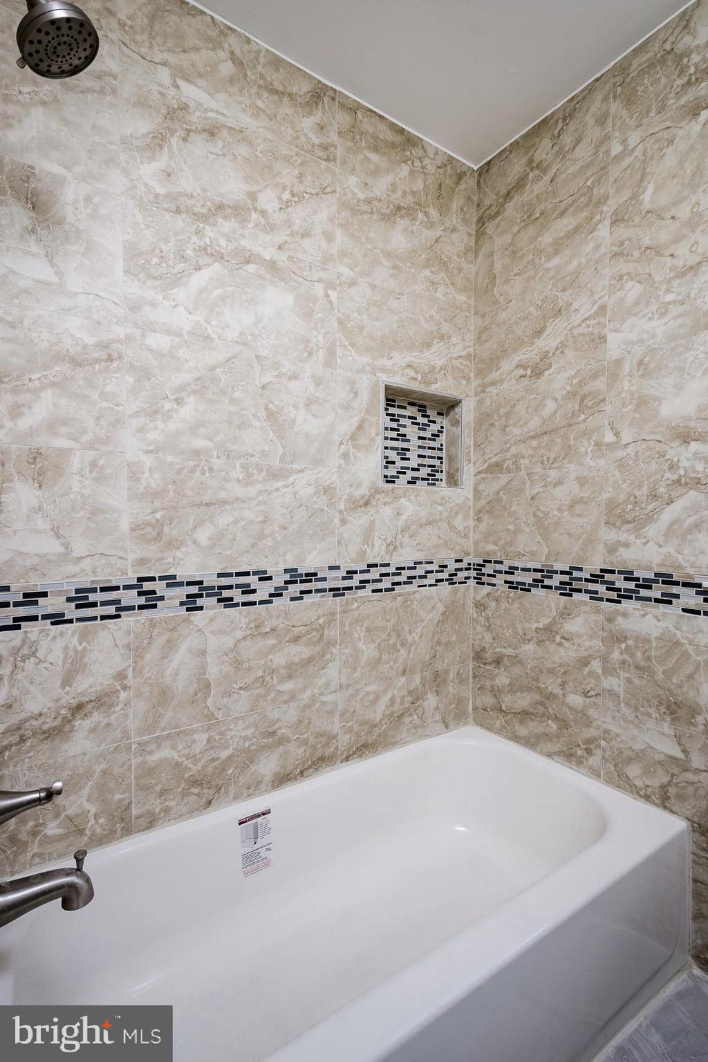 105 Hayes Mill Road Atco, NJ 08004 - Photo 15 of 29 Gallery Image 15