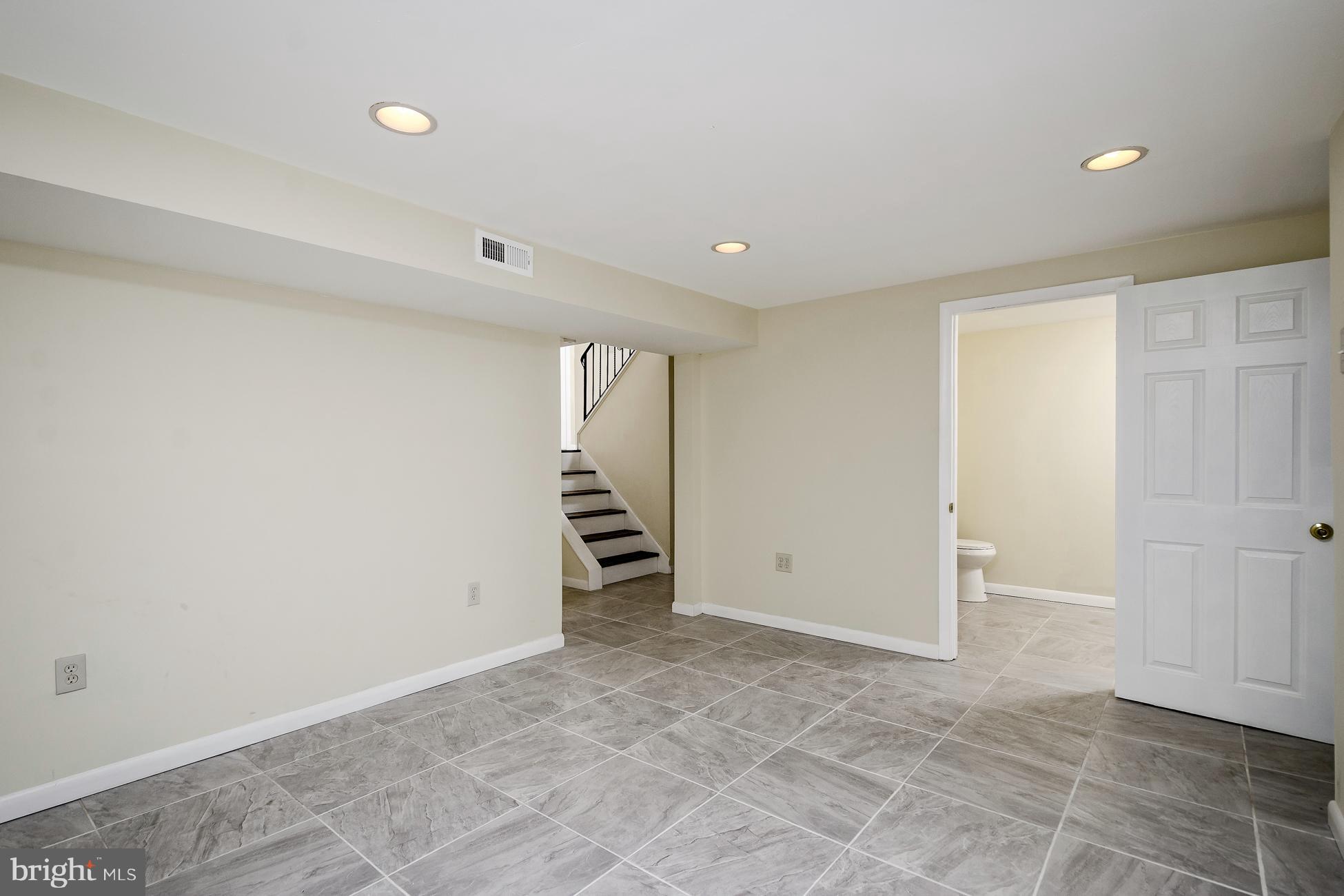 105 Hayes Mill Road Atco, NJ 08004 - Photo 20 of 29 Gallery Image 20