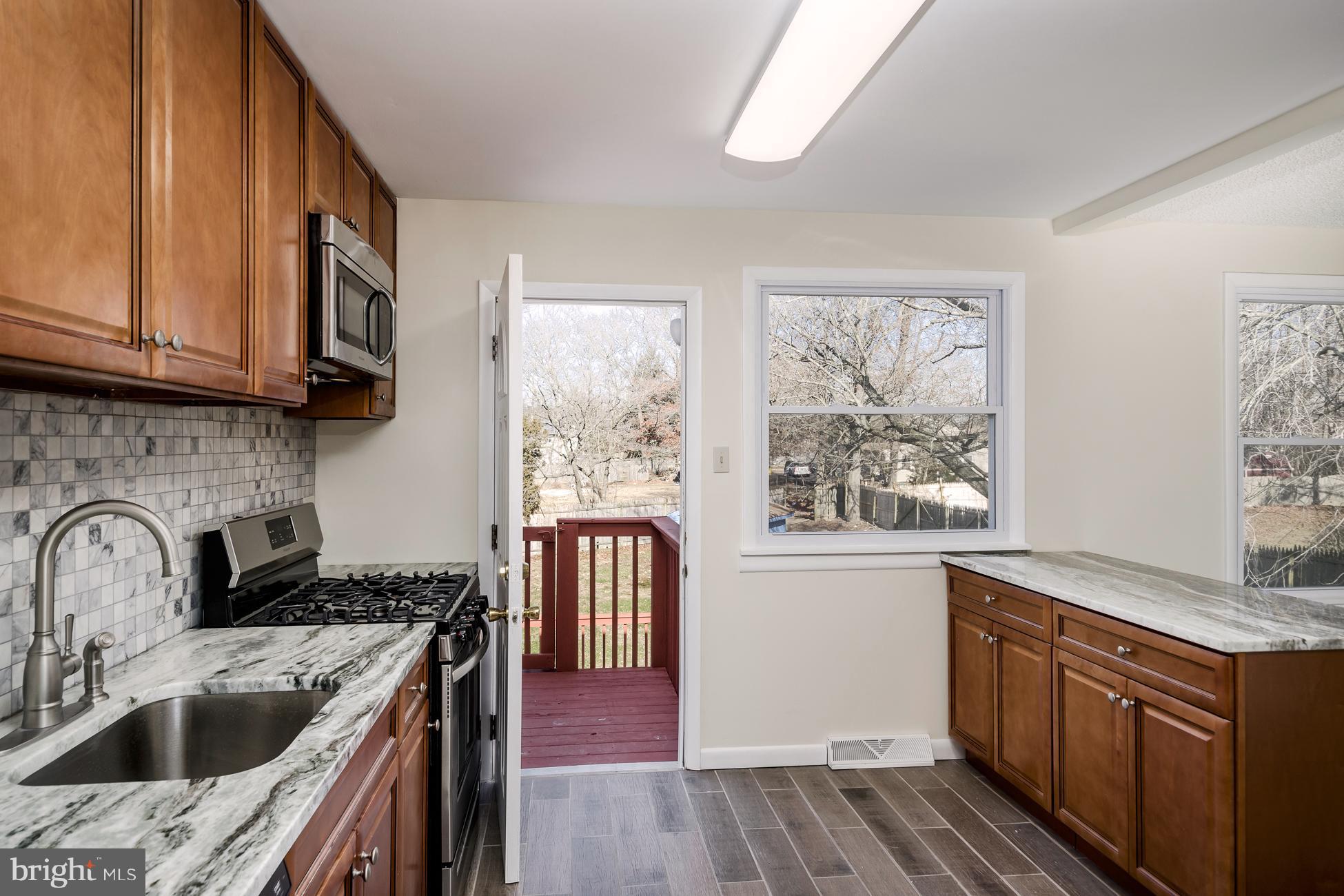 105 Hayes Mill Road Atco, NJ 08004 - Photo 10 of 29 Gallery Image 10