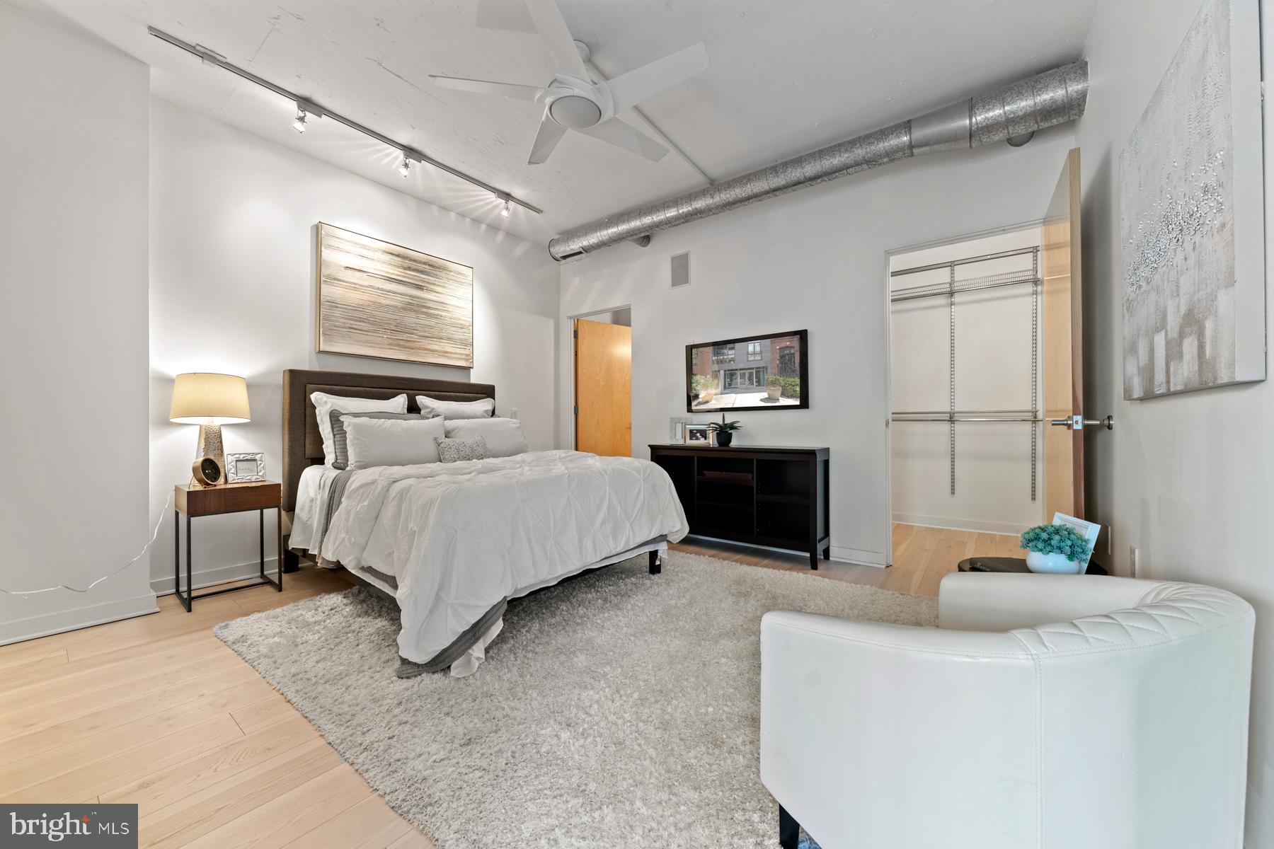 1125 11th Street Northwest, Unit 401 Washington, DC 20001 - Photo 14 of 22