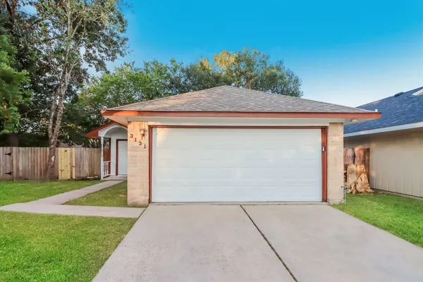 $1,610 | 3131 Cliff Swallow Court, Spring, TX 77373