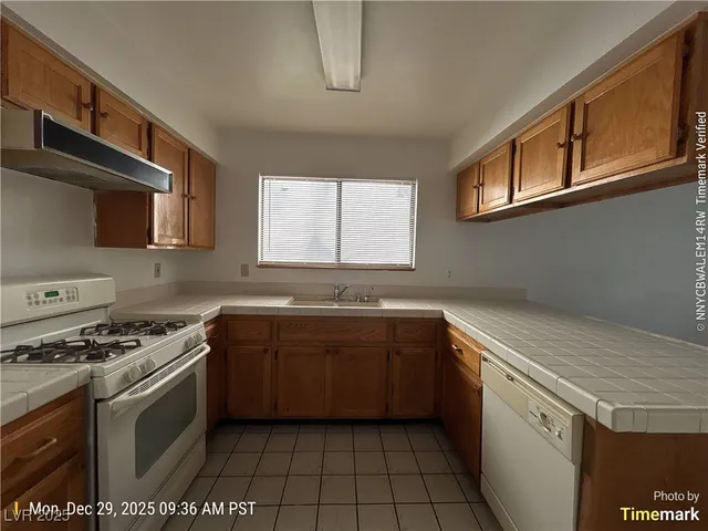$1,874 | 109 Fig Court, Las Vegas, NV 89145
