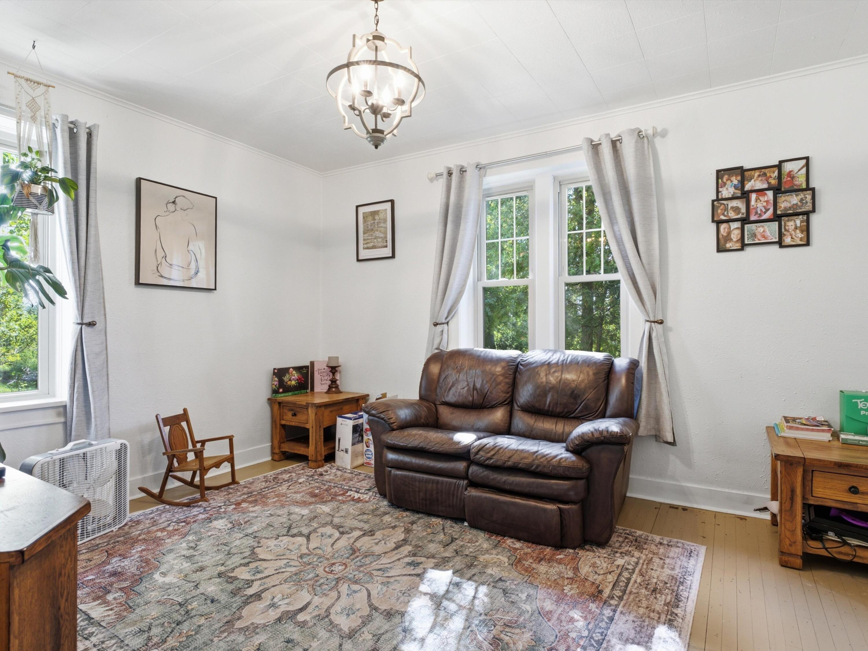 10401 State Highway Two Rivers, WI 54241 - Photo 5 of 21 living room