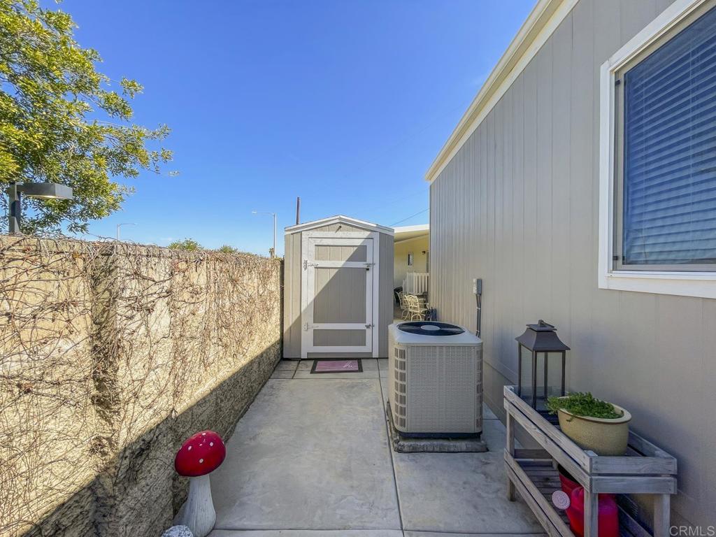 8545 Mission Gorge Road, Unit SPC 211 Santee, CA 92071 - Photo 26 of 33