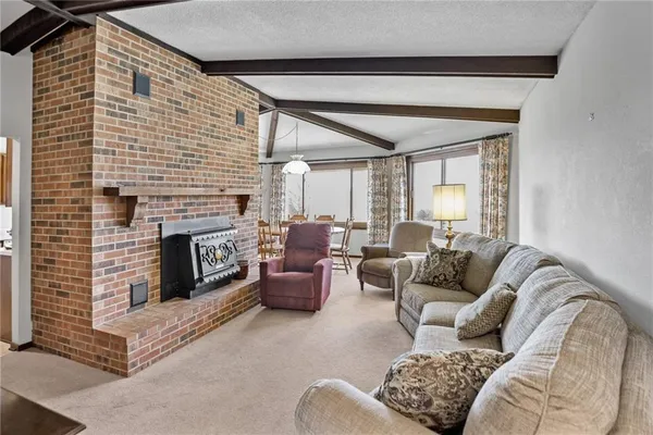 $299,900 | 309 North Main, Newtown, MO 64667