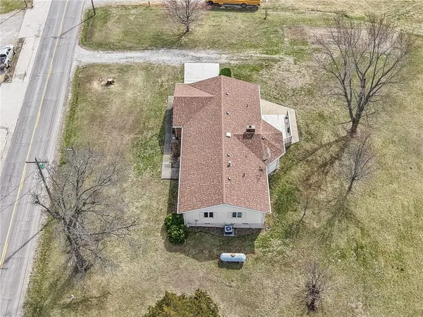 $299,900 | 309 North Main, Newtown, MO 64667