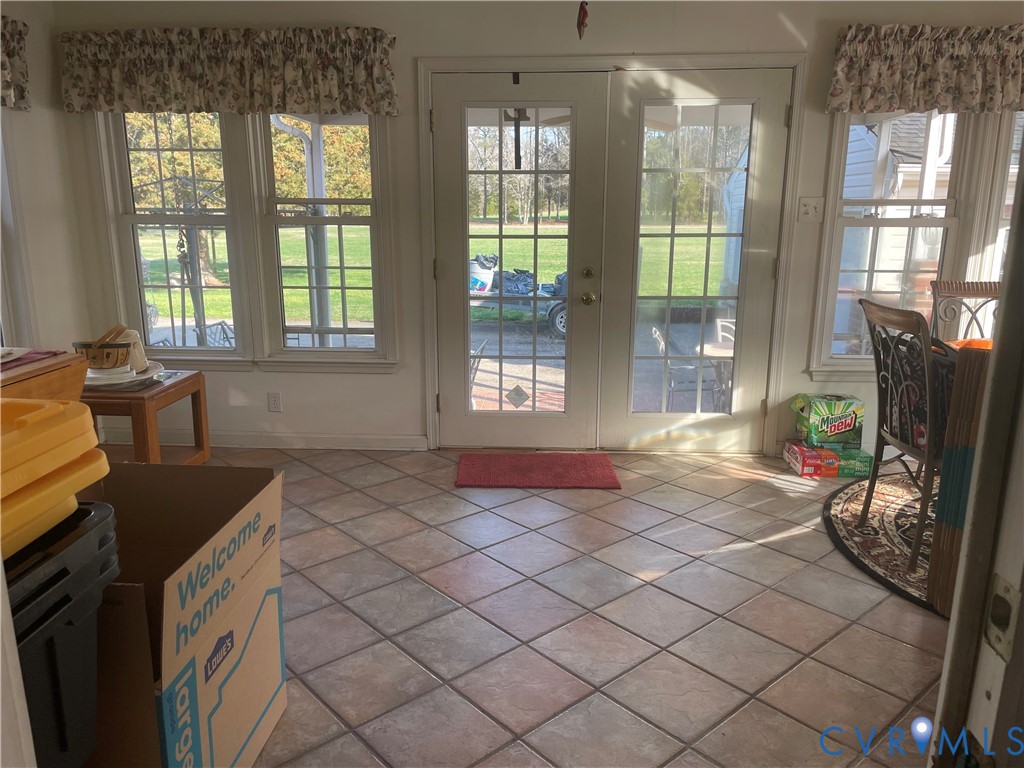 8002 Vaughan Road Petersburg, VA 23805 - Photo 11 of 28