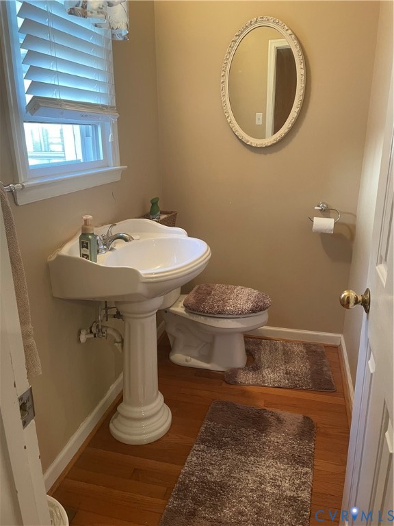 8002 Vaughan Road Petersburg, VA 23805 - Photo 15 of 28 a bathroom with a sink and a mirror