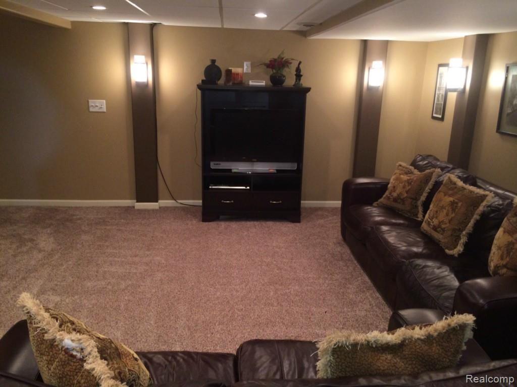 3480 Eastham Road Dearborn, MI 48120 - Photo 36 of 75 31.jpg