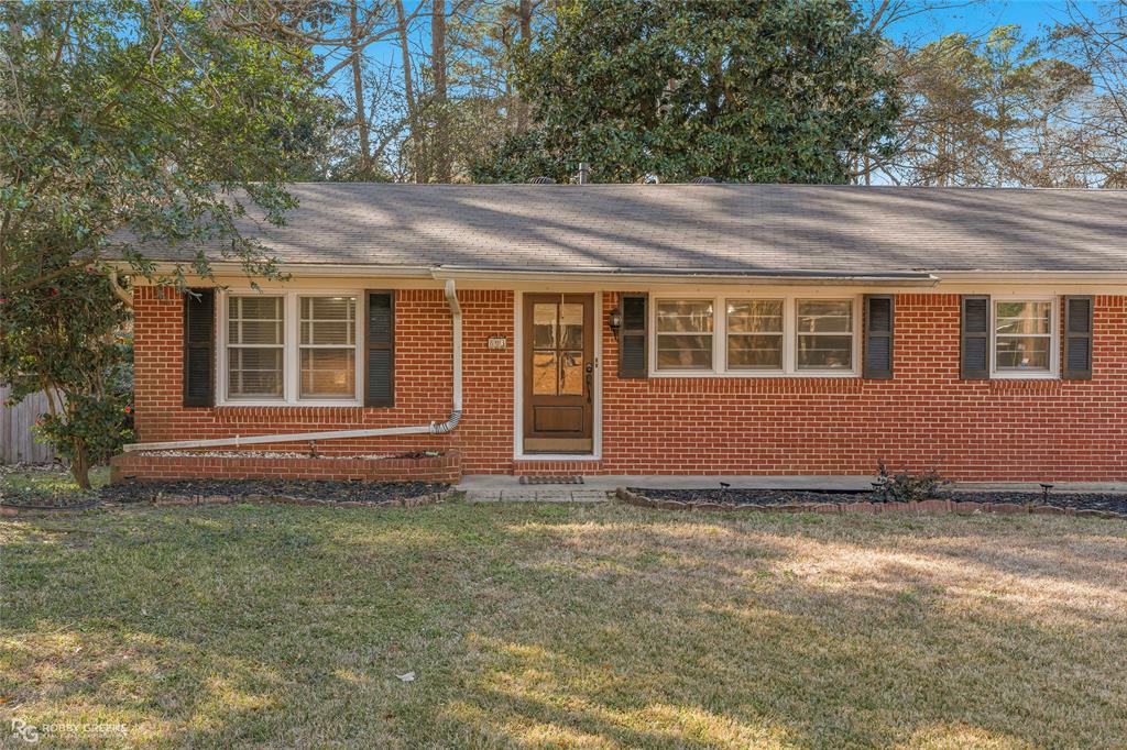 803 Drew Lane Minden, LA 71055 - Photo 2 of 33