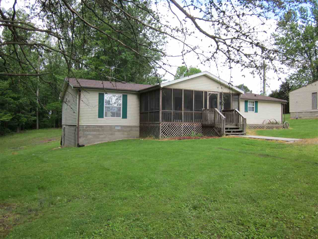 871 Splinter Ridge Road Spencer, IN 47460 - Photo 2 of 17 Gallery Image 2