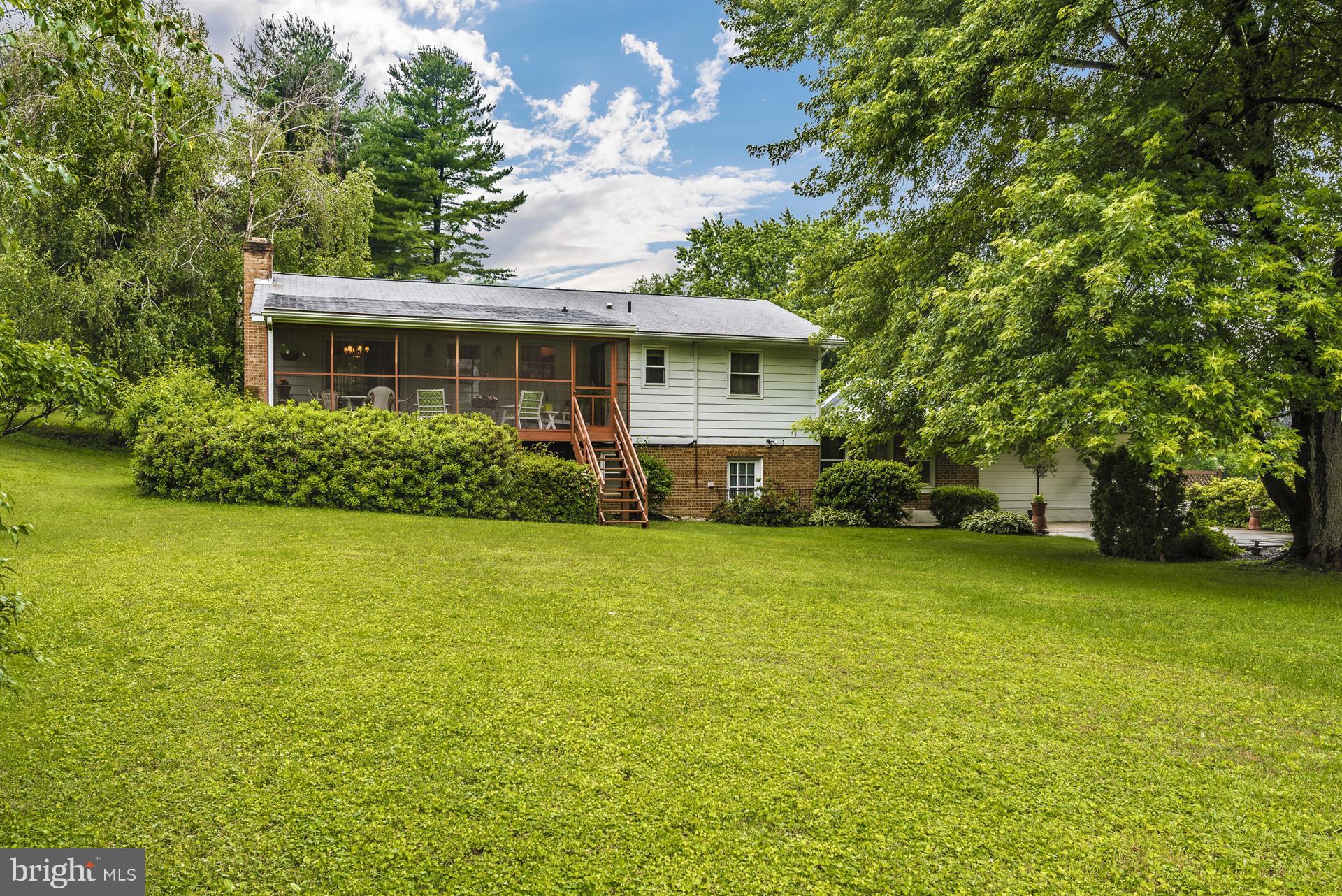 8407 Stonehouse Road Frederick, MD 21702 - Photo 23 of 30 Exterior (Rear)