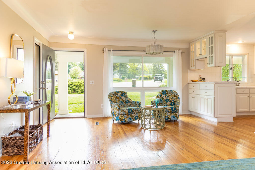 4427 Barton Road Lansing, MI 48917 - Photo 21 of 59 4427 Barton