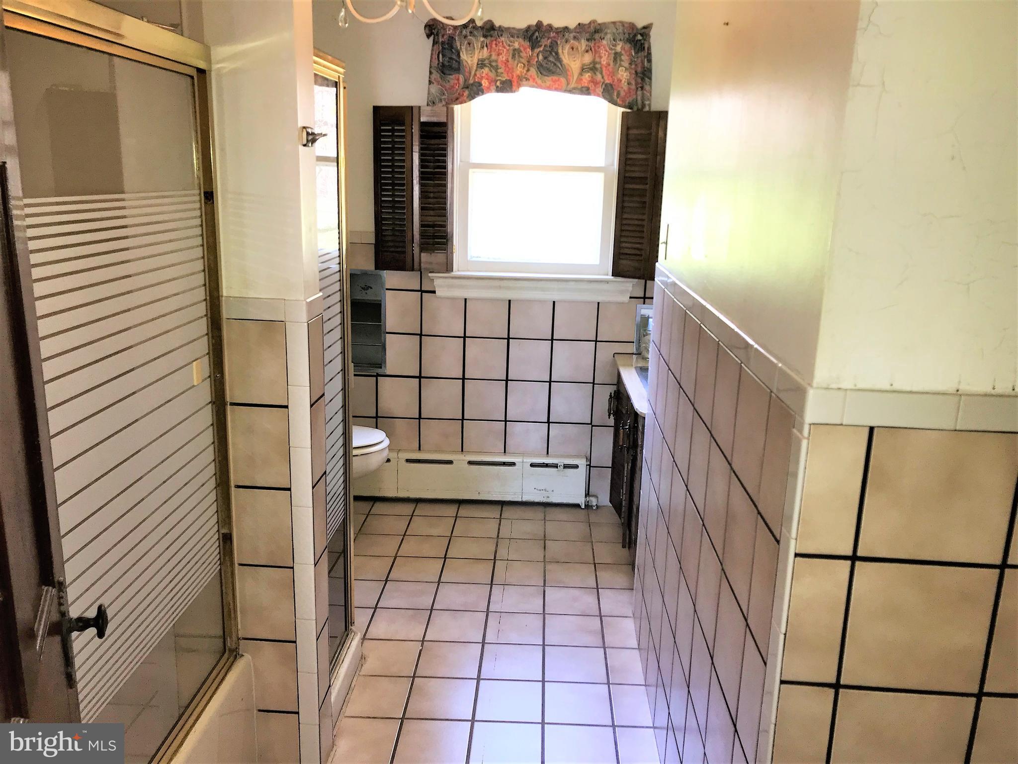 187 Razor Strap Road North East, MD 21901 - Photo 21 of 32 First Floor Bath