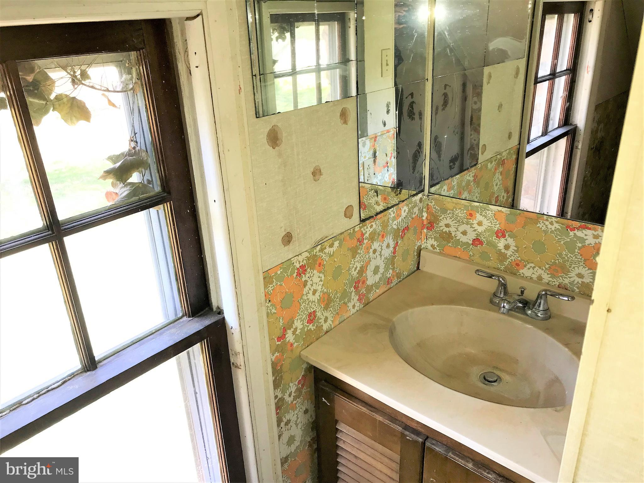187 Razor Strap Road North East, MD 21901 - Photo 29 of 32 Second Floor Bath
