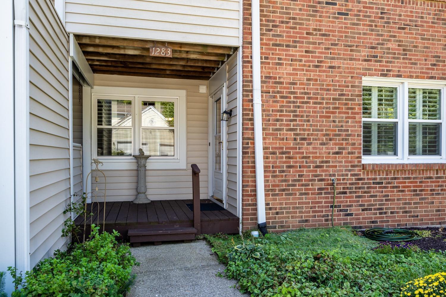1283 Ebenezer Road Cincinnati, OH 45233 - Photo 2 of 33