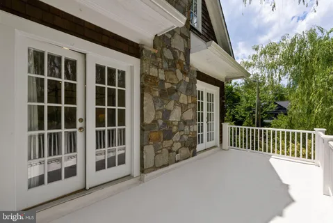 $2,195,000 | 7032 Wilson Lane, Bethesda, MD 20817