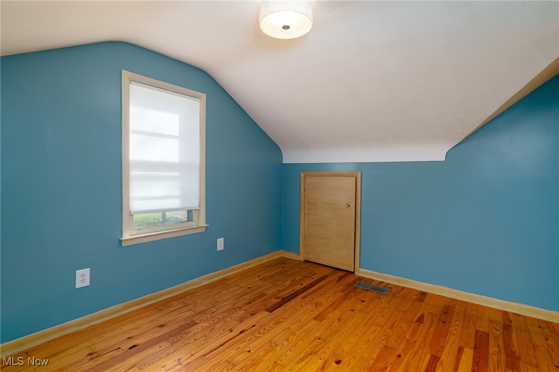 994 Chelston Road South Euclid, OH 44121 - Photo 23 of 38