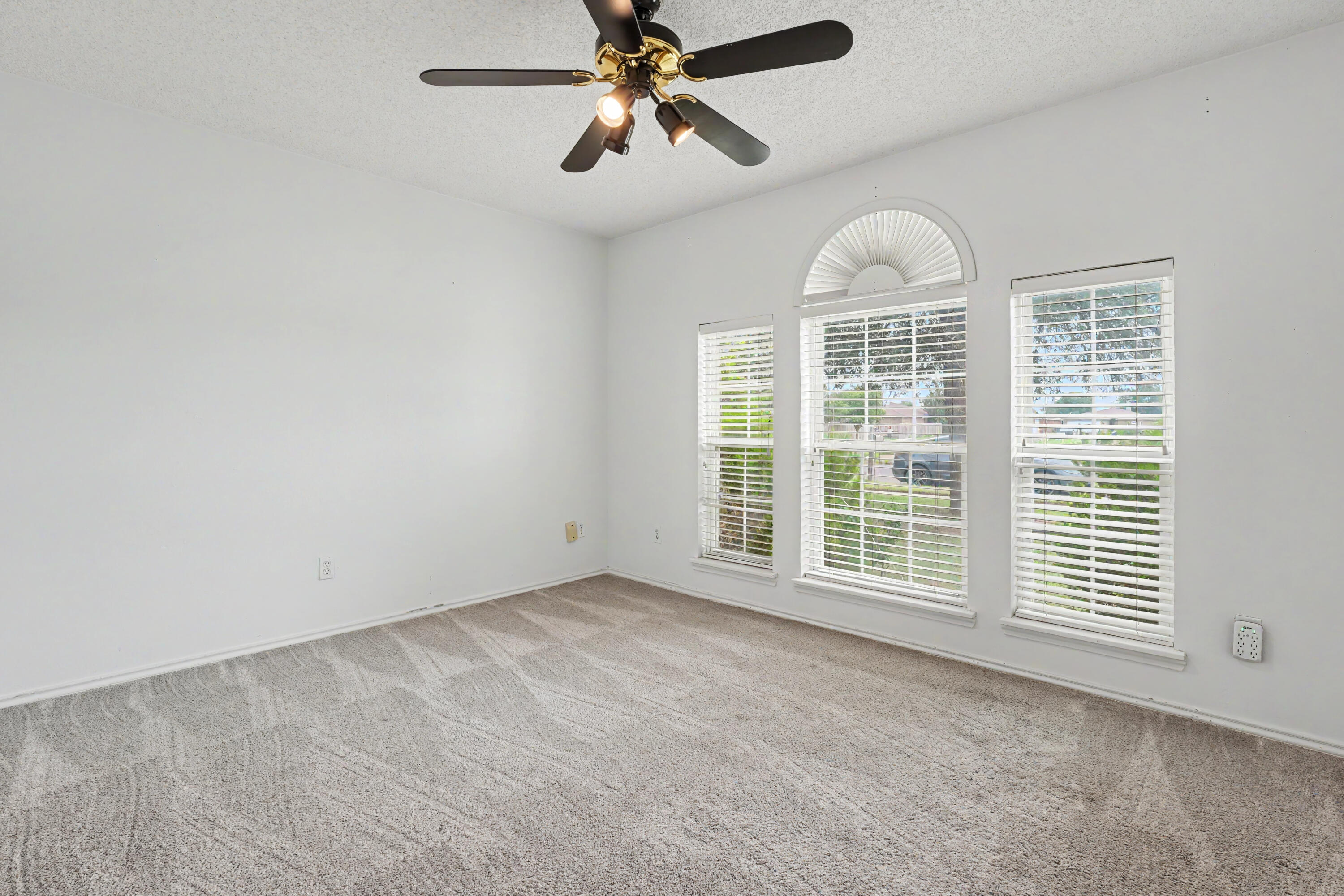 6208 15th Street Lubbock, TX 79416 - Photo 17 of 26 DSC02867