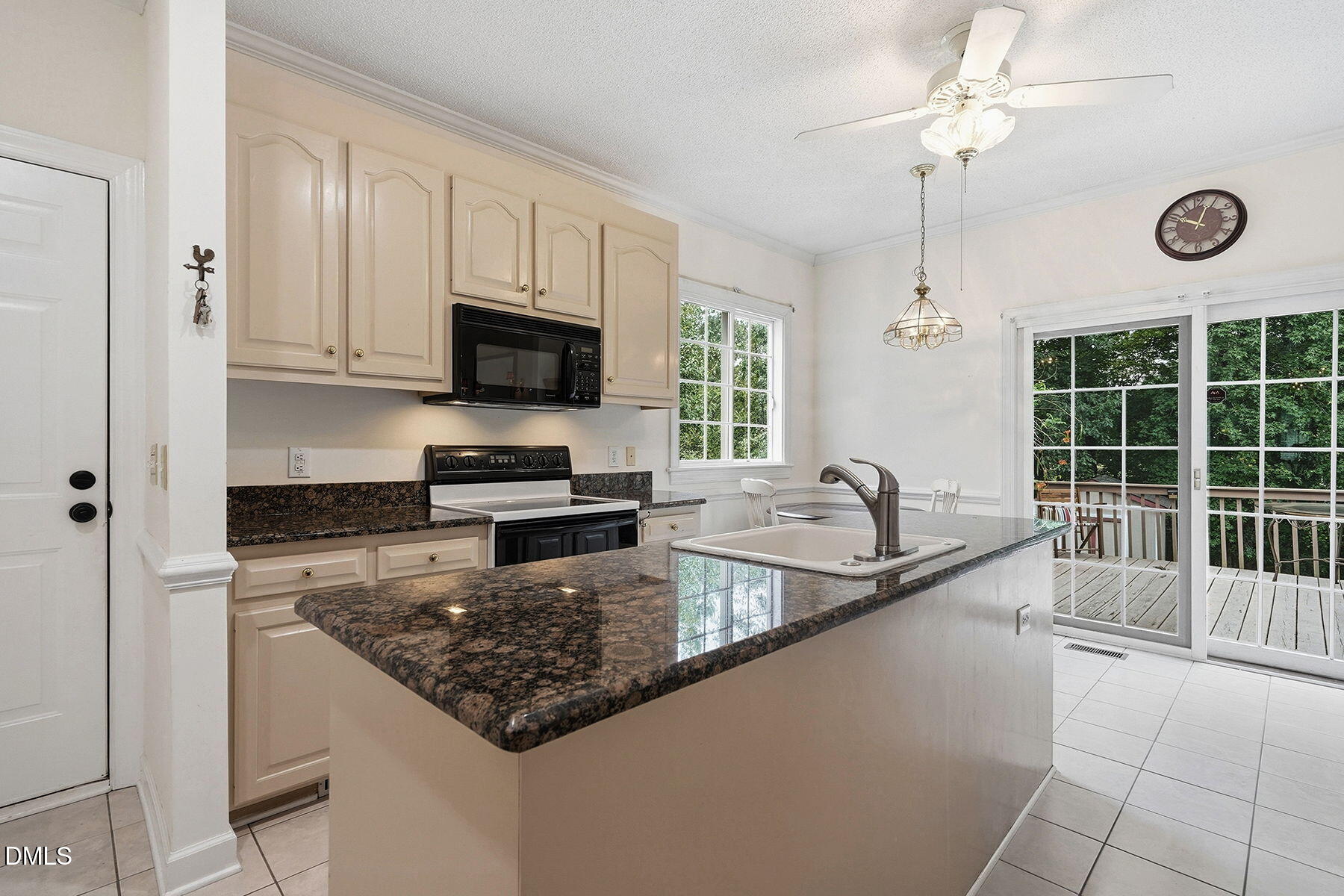 171 Clover Ridge Angier, NC 27501 - Photo 10 of 30 10-web-or-mls-171 Clover Ridge -24