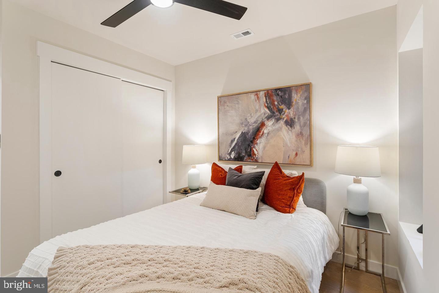 733 8th Street Southeast, Unit 1 Washington, DC 20003 - Photo 10 of 13