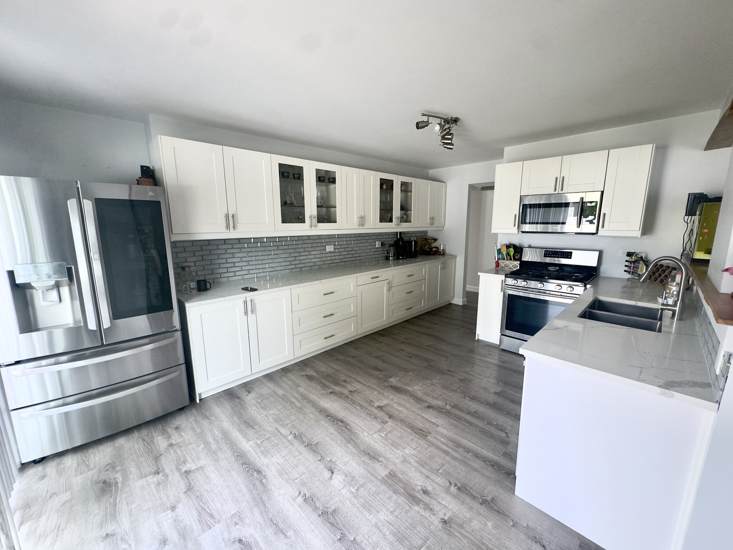 1914 Olde Mill Road Plainfield, IL 60586 - Photo 9 of 40