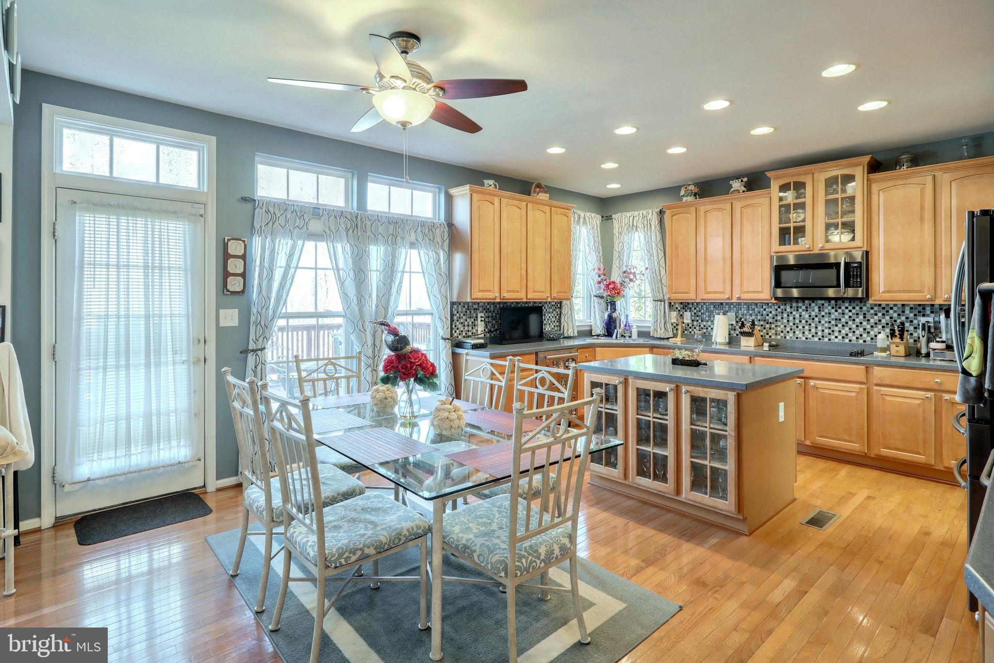 413 Wynwood Road York, PA 17402 - Photo 13 of 40 Gallery Image 13
