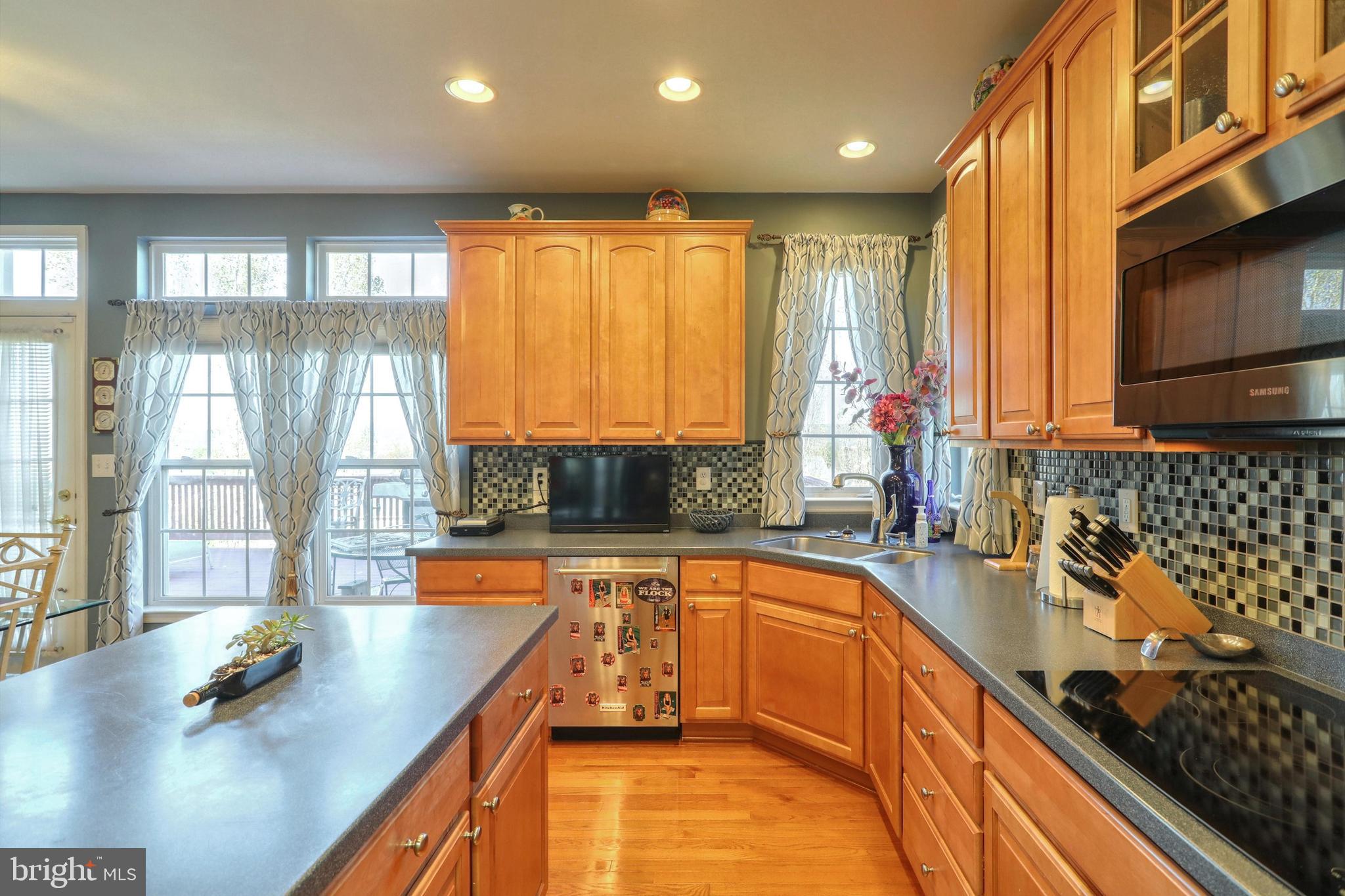 413 Wynwood Road York, PA 17402 - Photo 15 of 40 Gallery Image 15