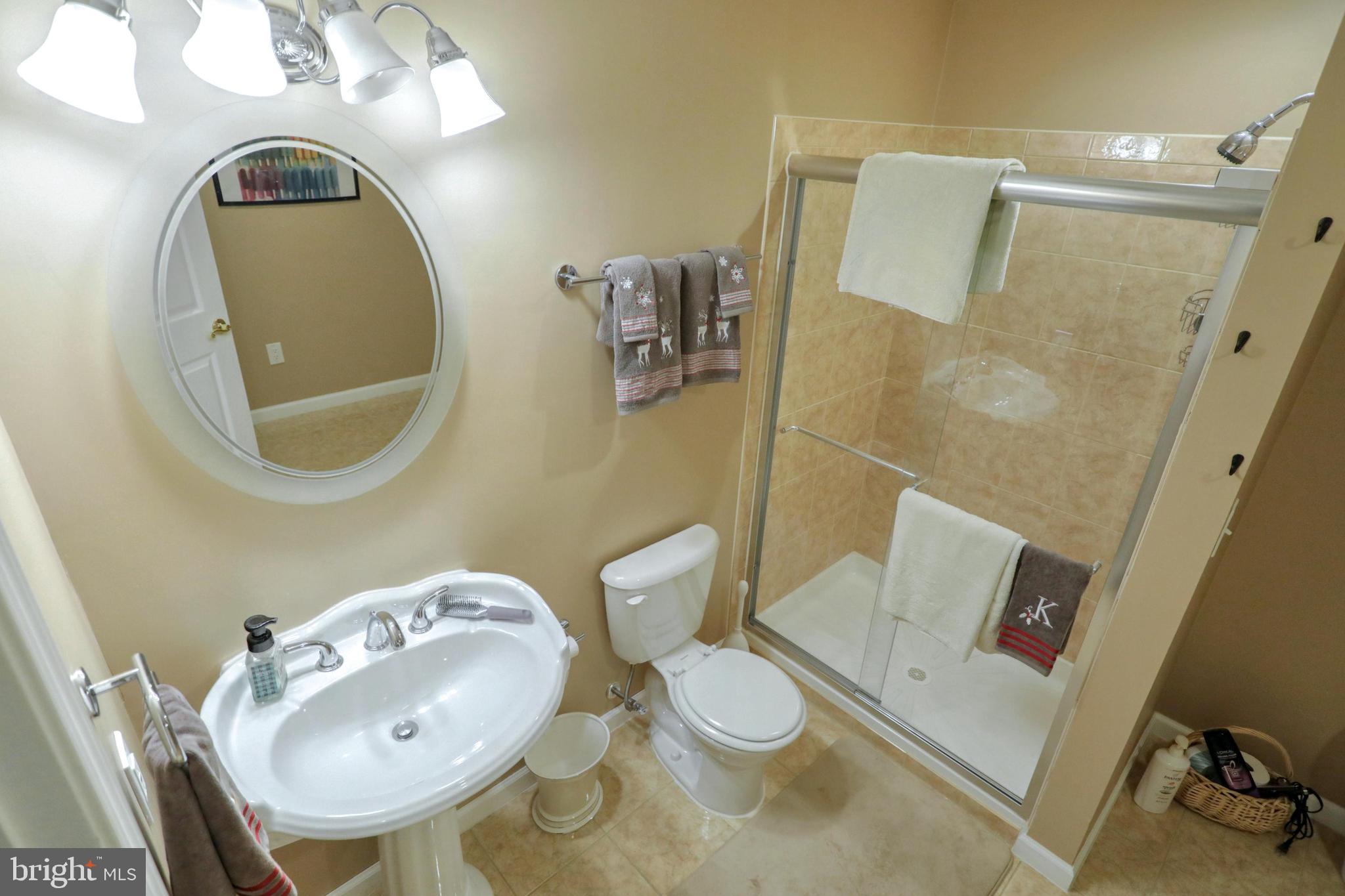 413 Wynwood Road York, PA 17402 - Photo 39 of 40 Gallery Image 39