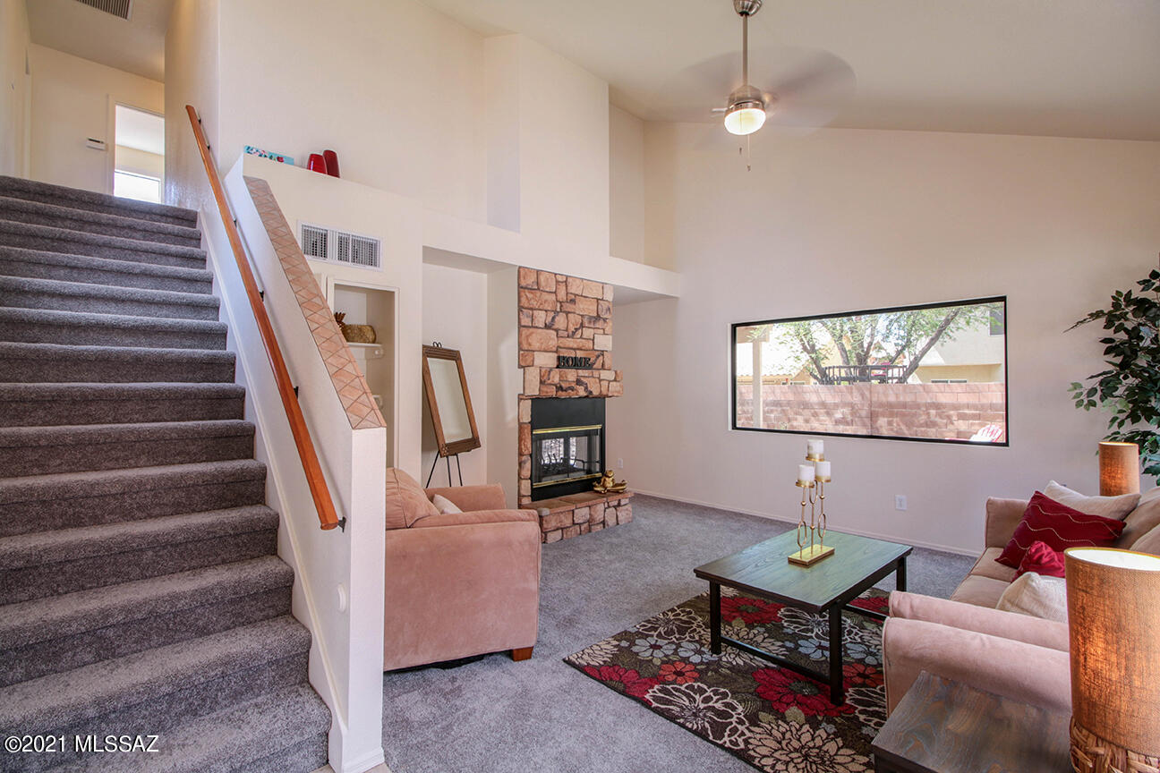 7284 West Maple Ridge Drive Tucson, AZ 85743 - Photo 5 of 42 Gallery Image 5