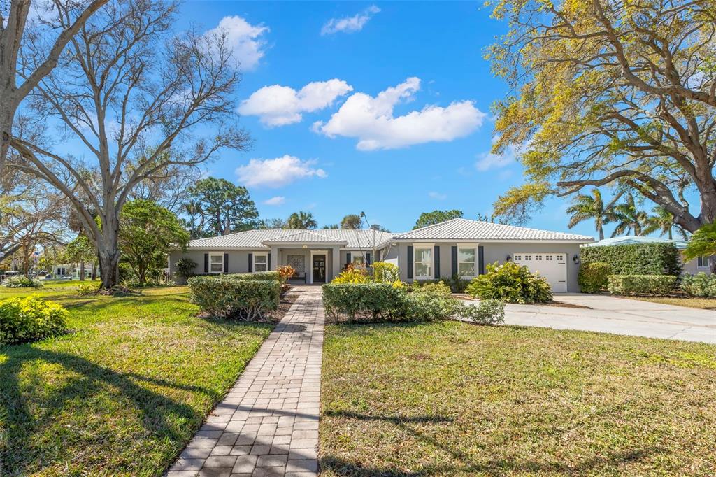 101 Shore Drive Dunedin, FL 34698 - Photo 16 of 96