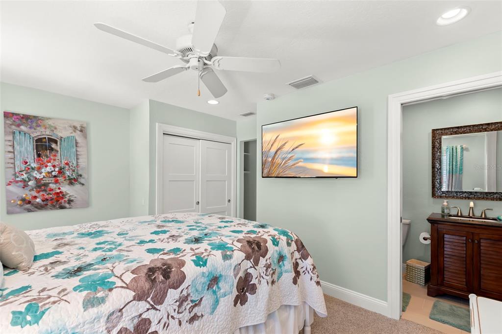 101 Shore Drive Dunedin, FL 34698 - Photo 38 of 96