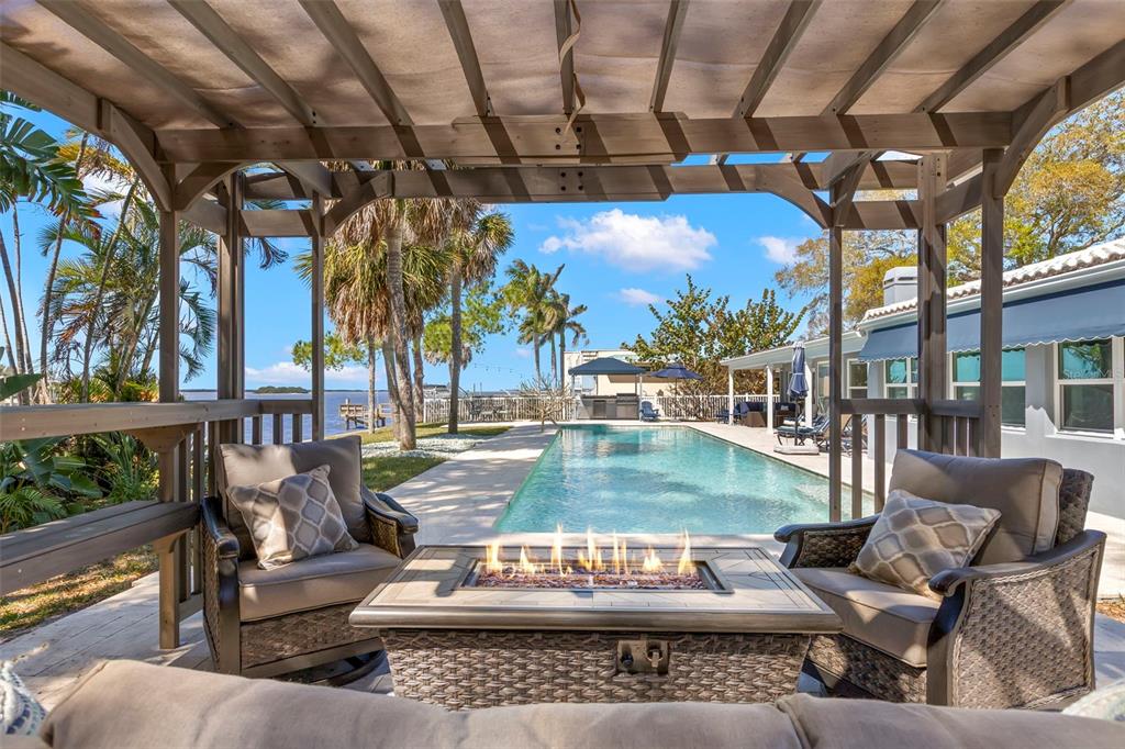 101 Shore Drive Dunedin, FL 34698 - Photo 4 of 96