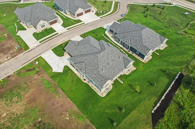 $599,900 | 2119 Bluestem Drive, Unit 201, Waukesha, WI 53188