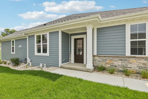 $599,900 | 2119 Bluestem Drive, Unit 201, Waukesha, WI 53188