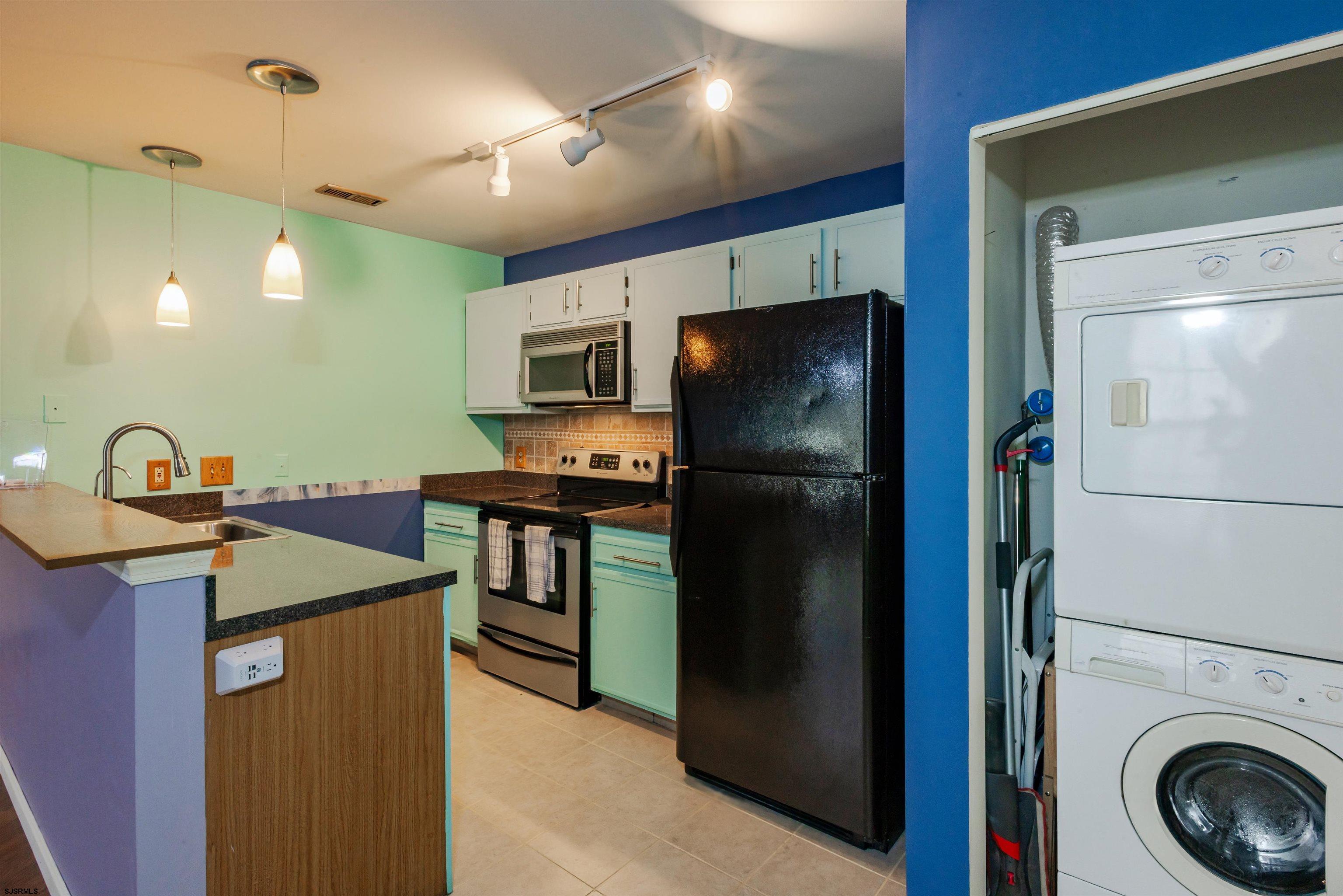 197 Meadow Ridge Road, Unit 197 Galloway Township, NJ 08205 - Photo 7 of 15 Gallery Image 7